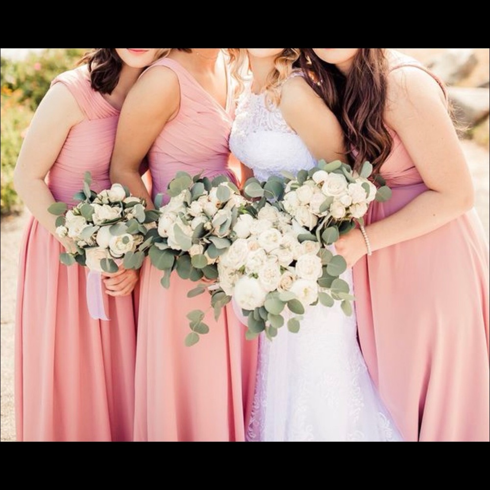 JJ’s House Gorgeous dusty rose bridesmaid dress!!!